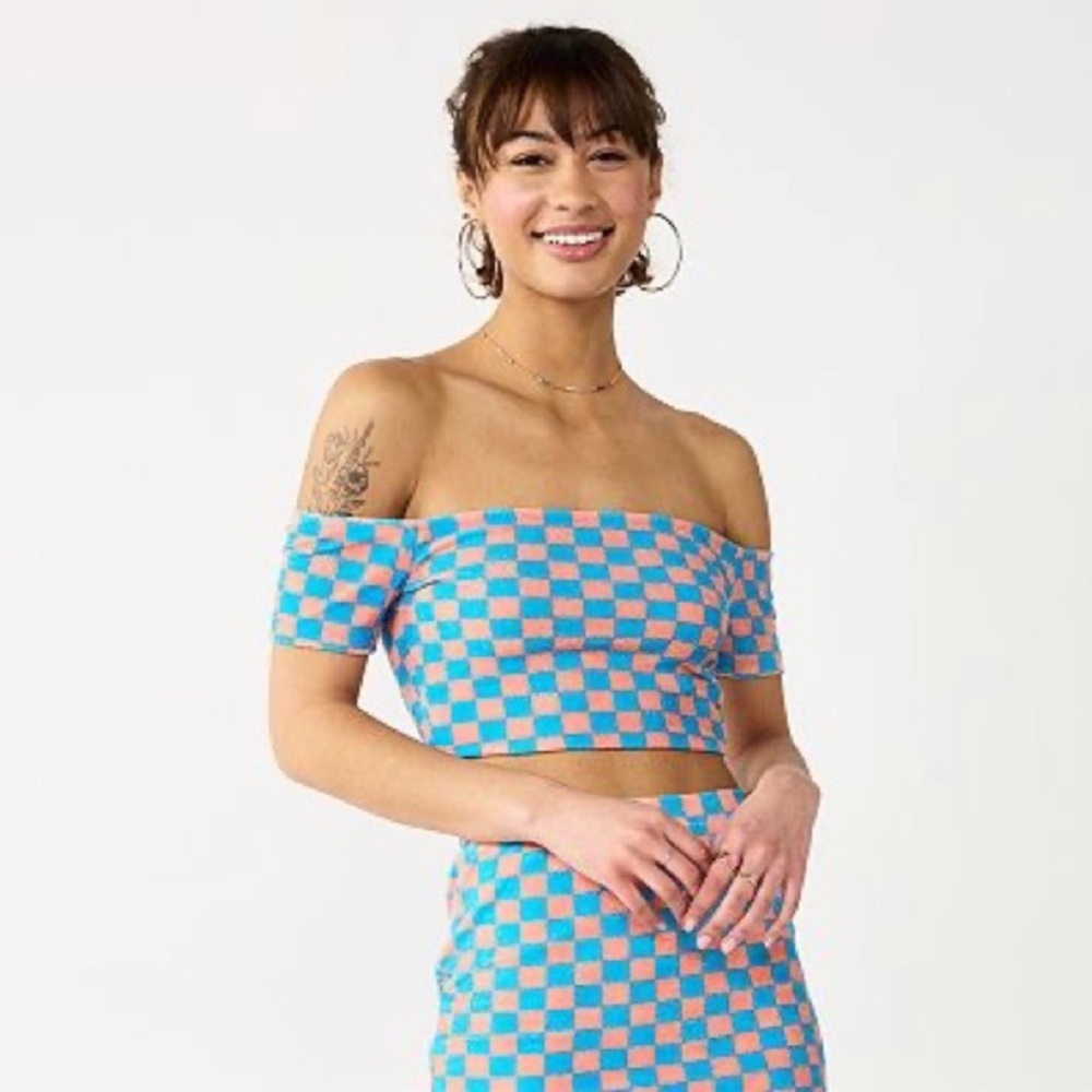 Juniors' SO® Off-The-Shoulder Terry Cloth Top